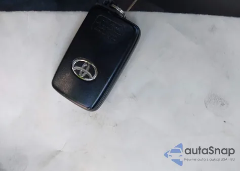 2011 Toyota Prius Three из США, поврежденный, VIN JTDKN3DU6B5308174